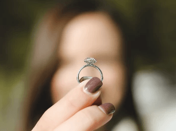 What to Look for When Given Promise Ring to Your Partner - CM Jewellery Designs Ltd